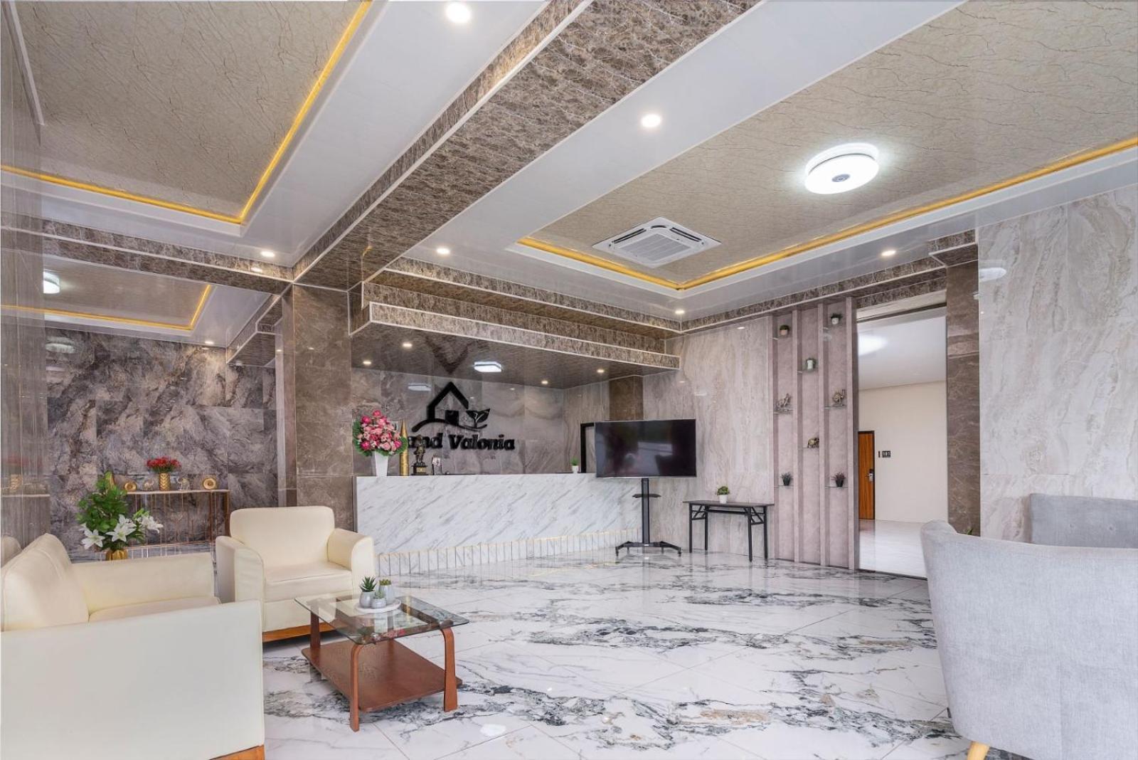Grand Valonia Hotel Jembel Екстериор снимка